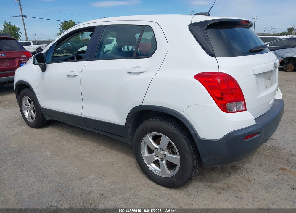 2015 CHEVROLET TRAX 1LS VIN: 3GNCJPSB5FL200229