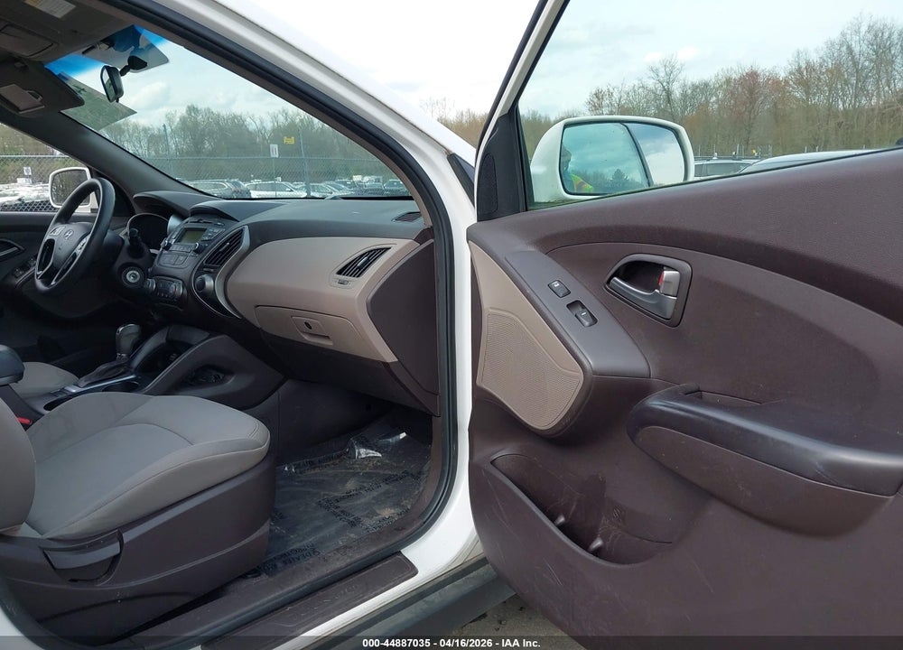 2014 HYUNDAI TUCSON GLS VIN: KM8JTCAF7EU926150