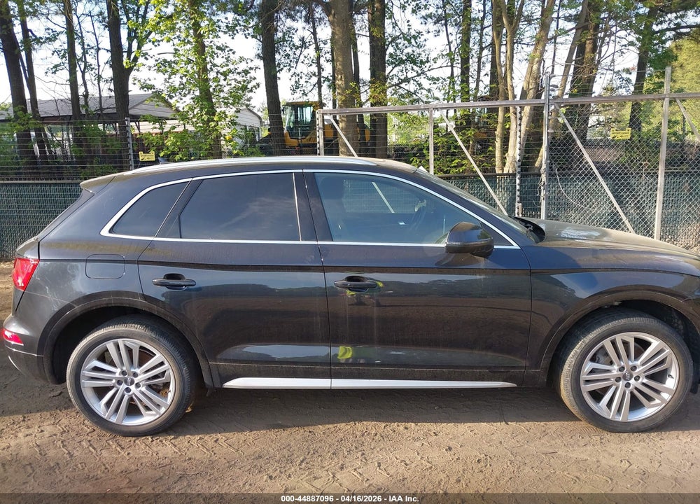 2018 AUDI Q5 2.0T PREMIUM VIN: WA1CNAFY7J2061329