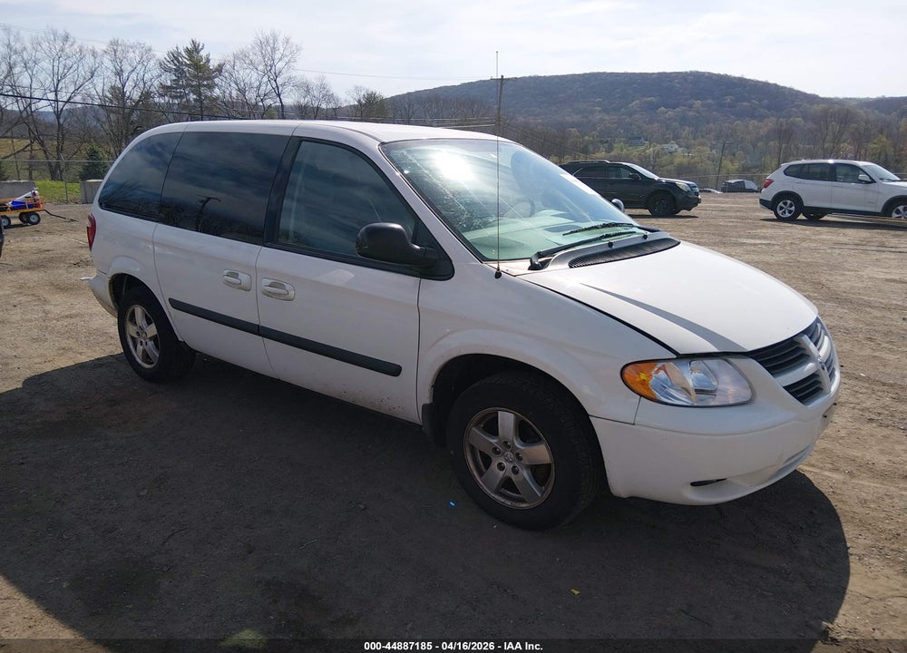 2005 DODGE CARAVAN SXT VIN: 1D8GP45R25B400020