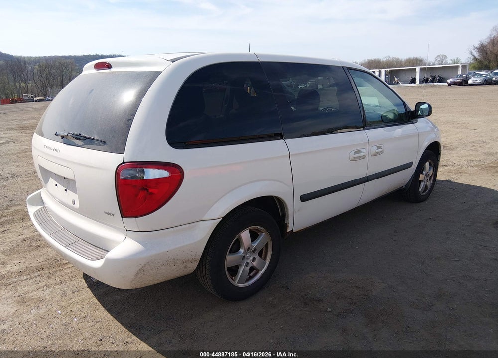 2005 DODGE CARAVAN SXT VIN: 1D8GP45R25B400020