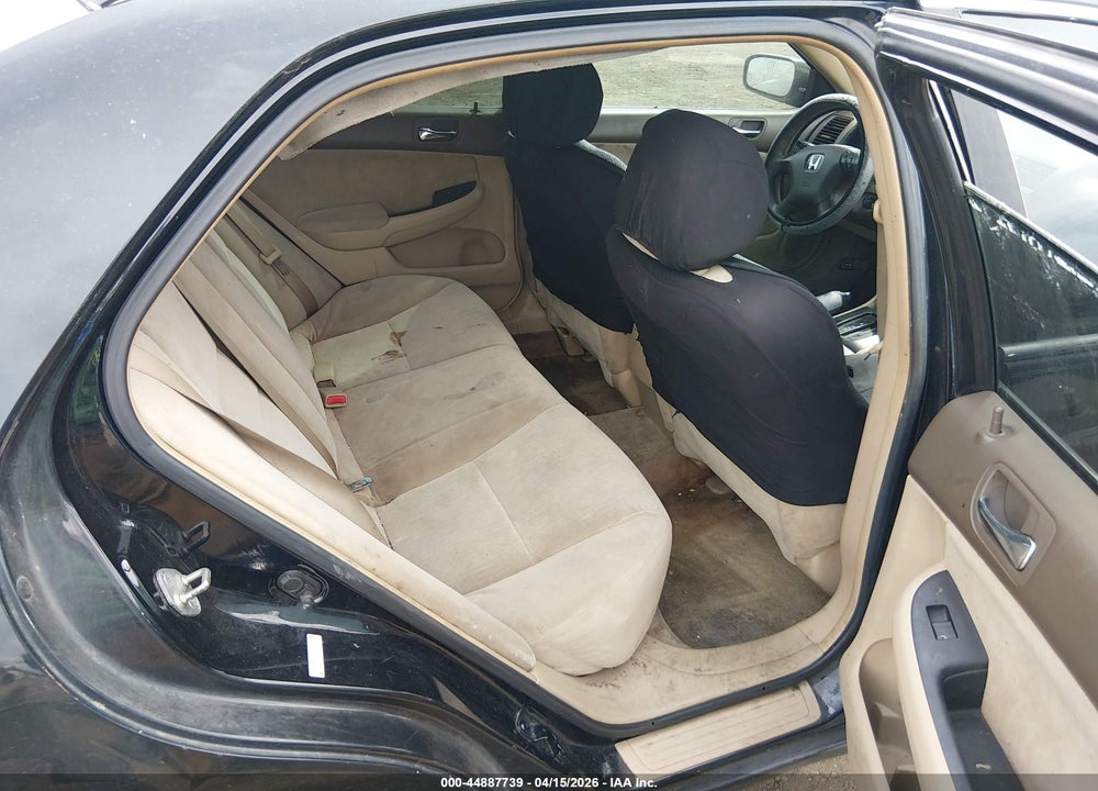 2005 HONDA ACCORD 2.4 LX VIN: 1HGCM56415L000010