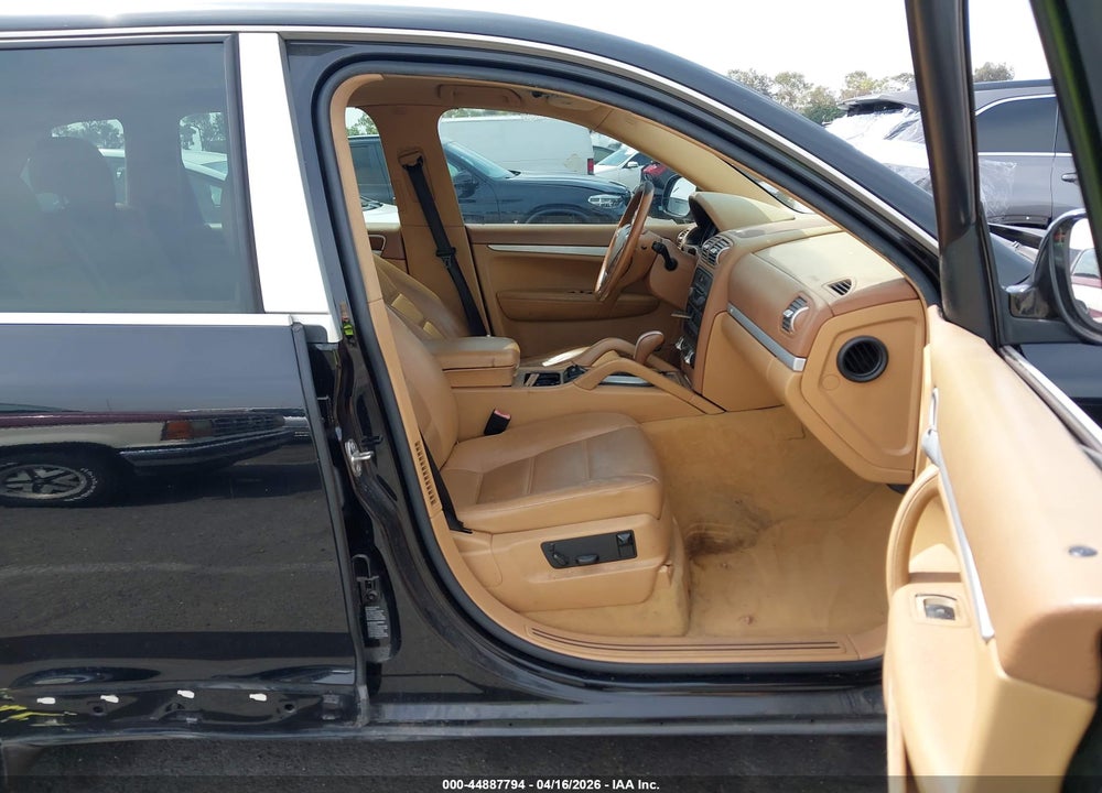 2004 PORSCHE CAYENNE V6 VIN: WP1AA29P94LA21817
