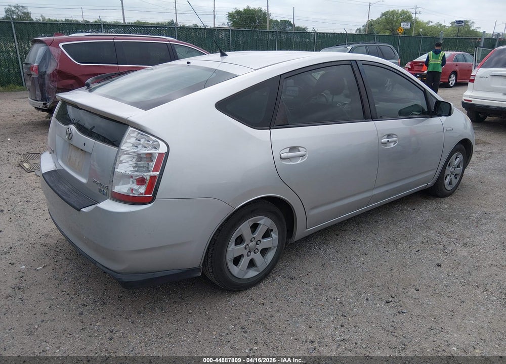 2008 TOYOTA PRIUS VIN: JTDKB20U283386108