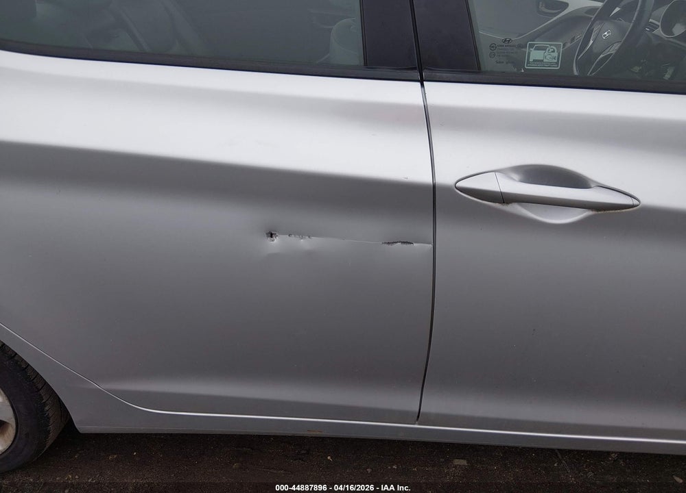 2012 HYUNDAI ELANTRA LIMITED (ULSAN PLANT) VIN: KMHDH4AE3CU252085