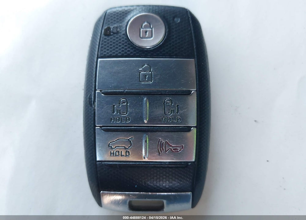 2018 KIA SEDONA EX VIN: KNDMC5C18J6351232