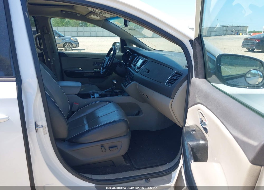 2018 KIA SEDONA EX VIN: KNDMC5C18J6351232