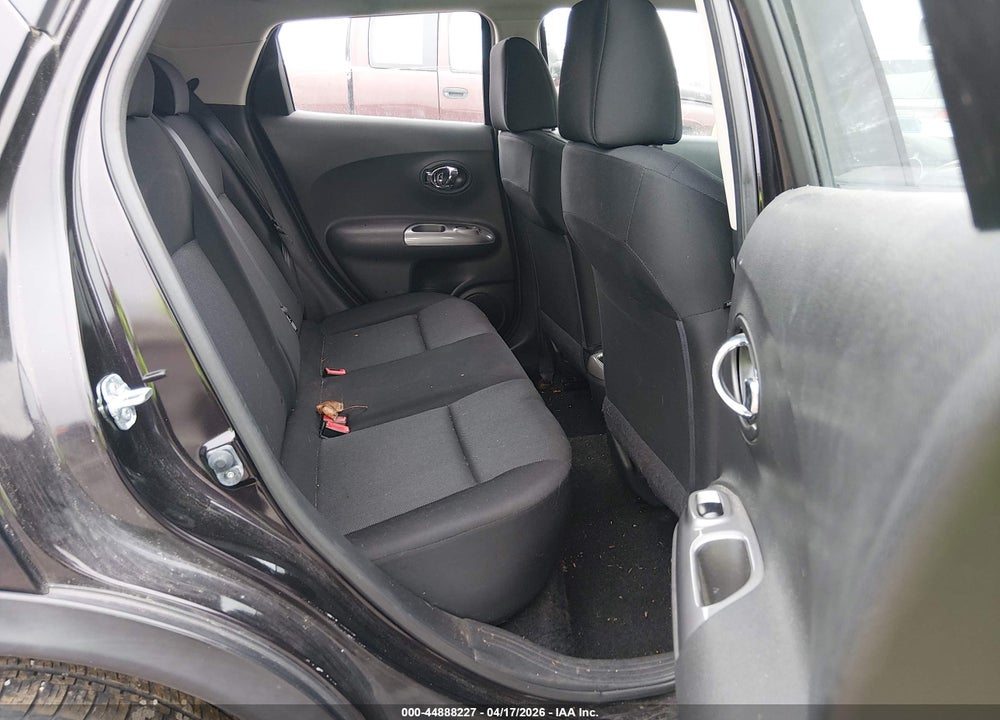 2014 NISSAN JUKE S VIN: JN8AF5MV8ET484936