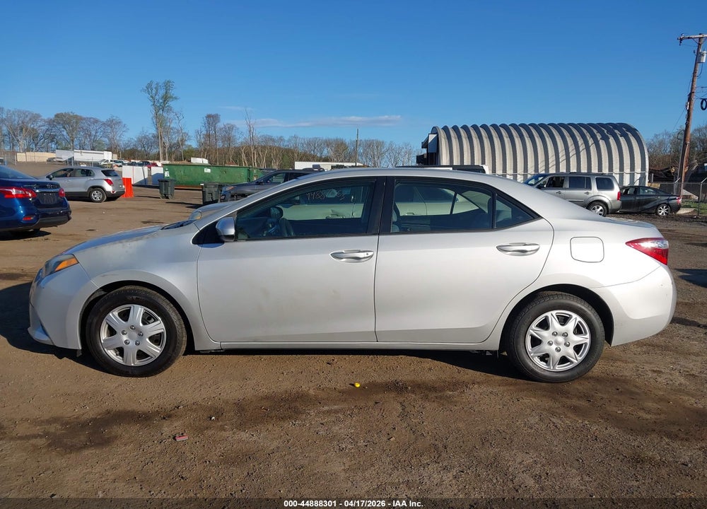 2015 TOYOTA COROLLA L VIN: 2T1BURHE5FC324304