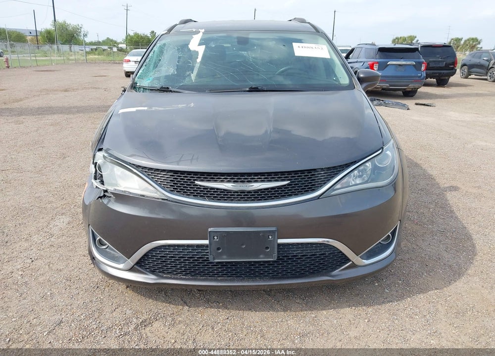 2017 CHRYSLER PACIFICA VIN: 2C4RC1EG4HR727248