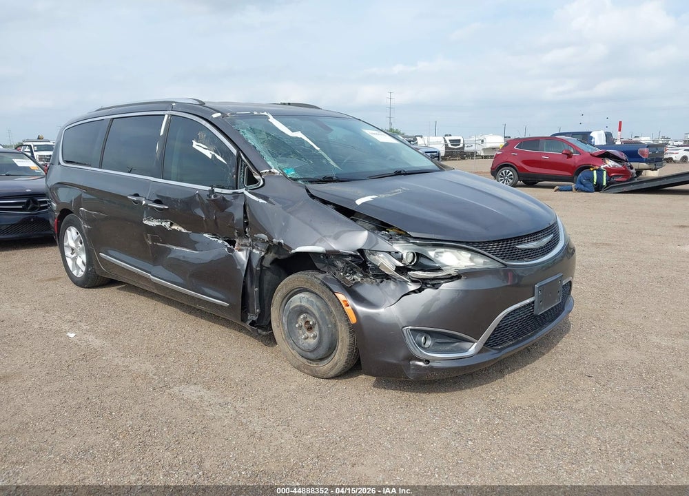 2017 CHRYSLER PACIFICA VIN: 2C4RC1EG4HR727248