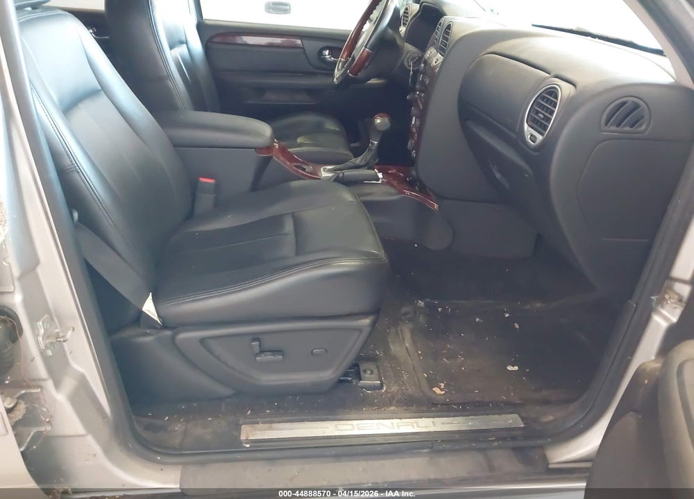2007 GMC ENVOY DENALI VIN: 1GKET63M672217716