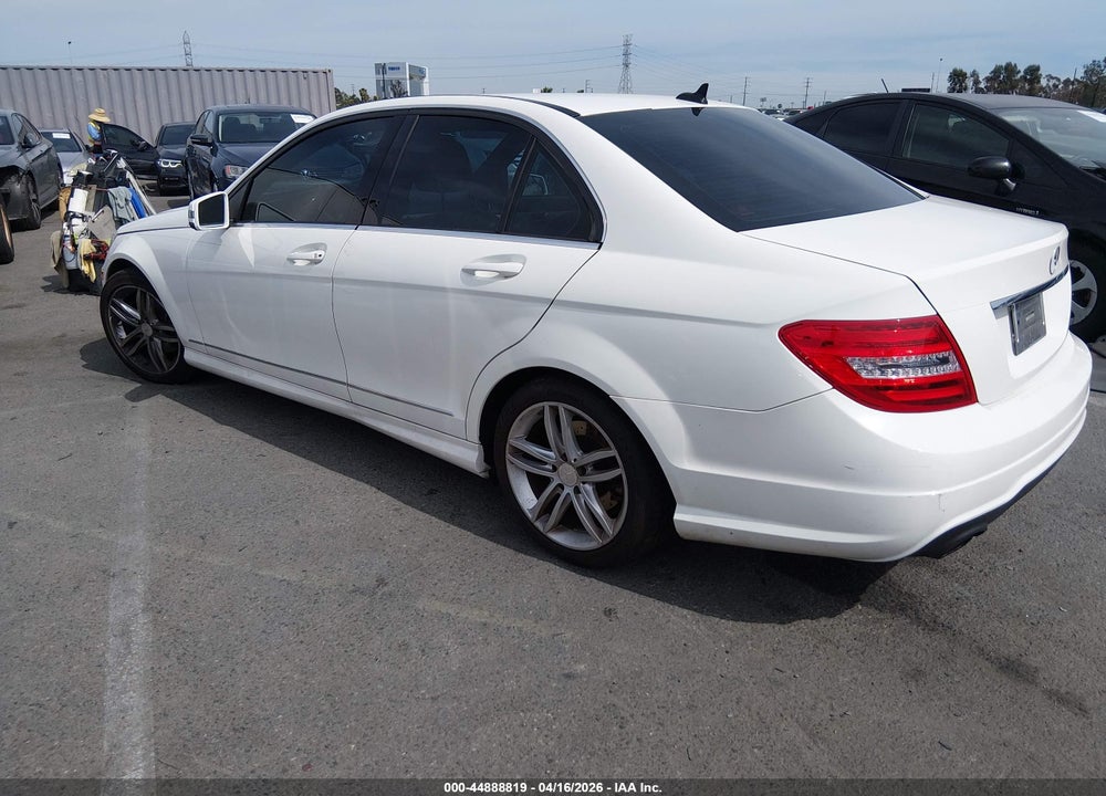 2014 MERCEDES-BENZ C 250 SPORT VIN: WDDGF4HB6EA900340