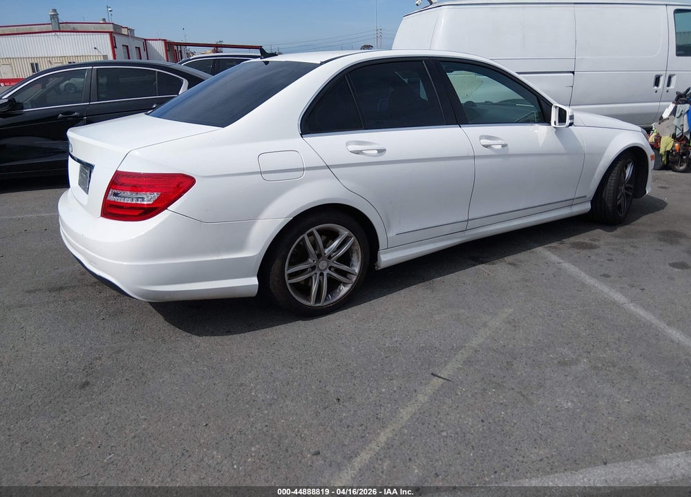 2014 MERCEDES-BENZ C 250 SPORT VIN: WDDGF4HB6EA900340