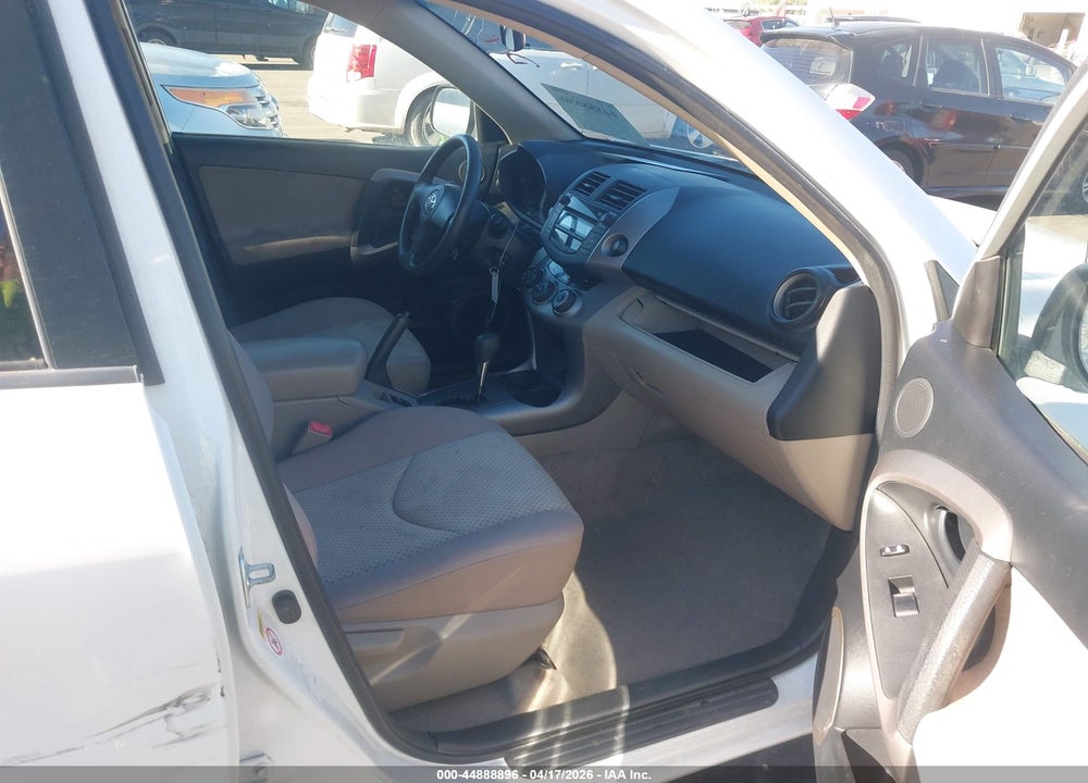 2008 TOYOTA RAV4 VIN: JTMBD33V986070160