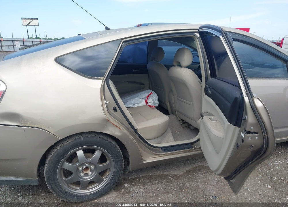 2007 TOYOTA PRIUS TOURING VIN: JTDKB20U577566769