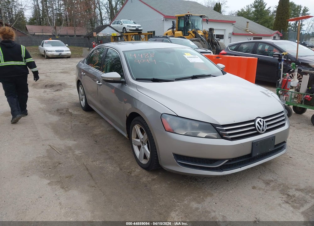 2012 VOLKSWAGEN PASSAT 2.5L SE VIN: 1VWBP7A35CC002994
