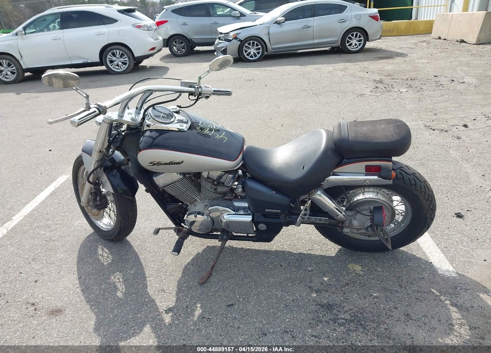 2004 HONDA VT750 CA VIN: JH2RC50444M000037