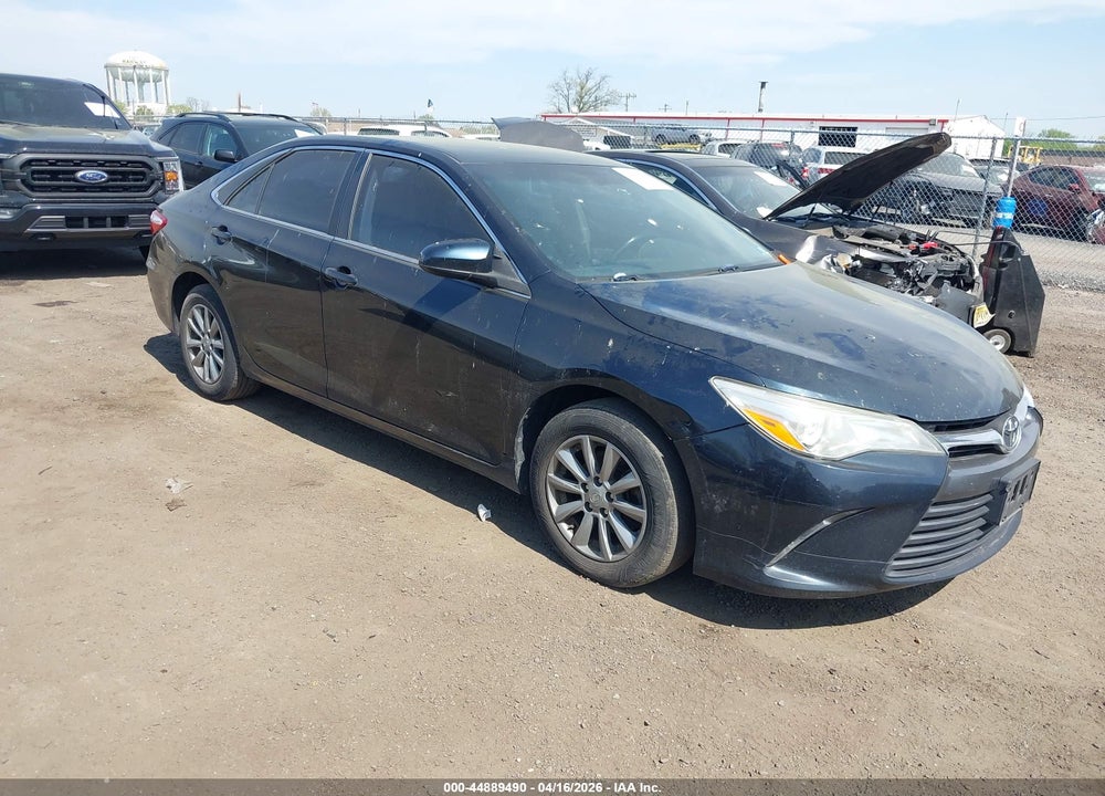 2015 TOYOTA CAMRY LE VIN: 4T4BF1FK2FR514330