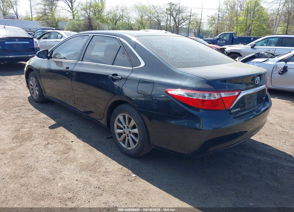 2015 TOYOTA CAMRY LE VIN: 4T4BF1FK2FR514330