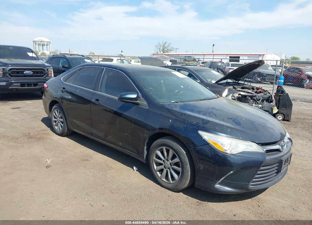 2015 TOYOTA CAMRY LE VIN: 4T4BF1FK2FR514330