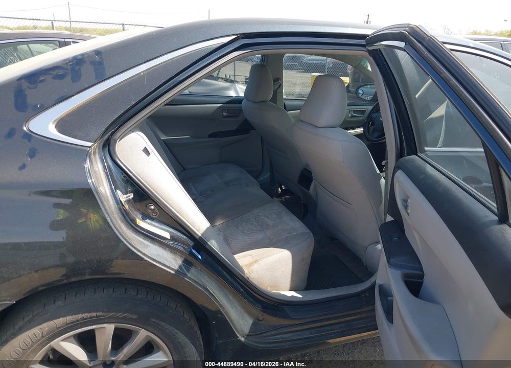 2015 TOYOTA CAMRY LE VIN: 4T4BF1FK2FR514330