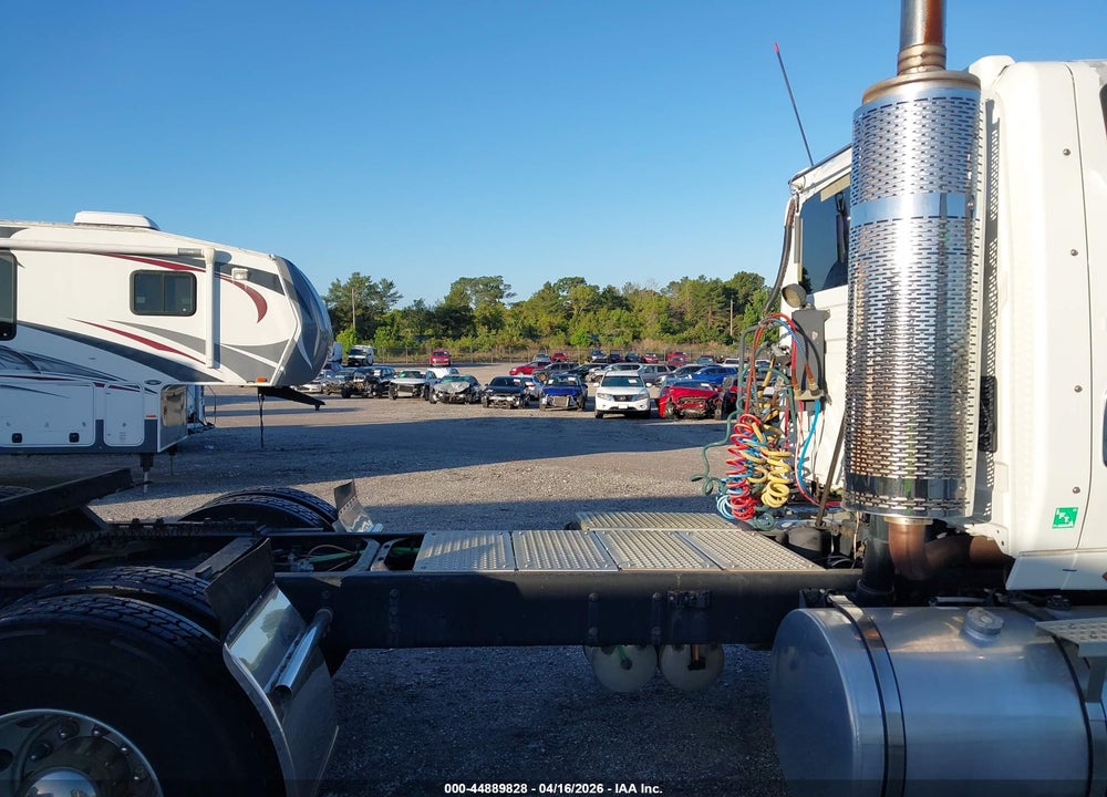 2013 INTERNATIONAL PROSTAR VIN: 1HSDHSJR8DJ295438