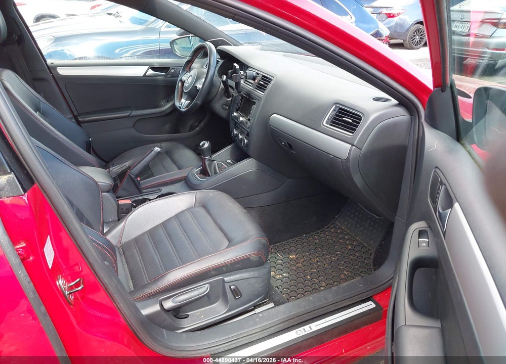 2014 VOLKSWAGEN JETTA GLI AUTOBAHN W/NAV VIN: 3VW5T7AJ0EM389494