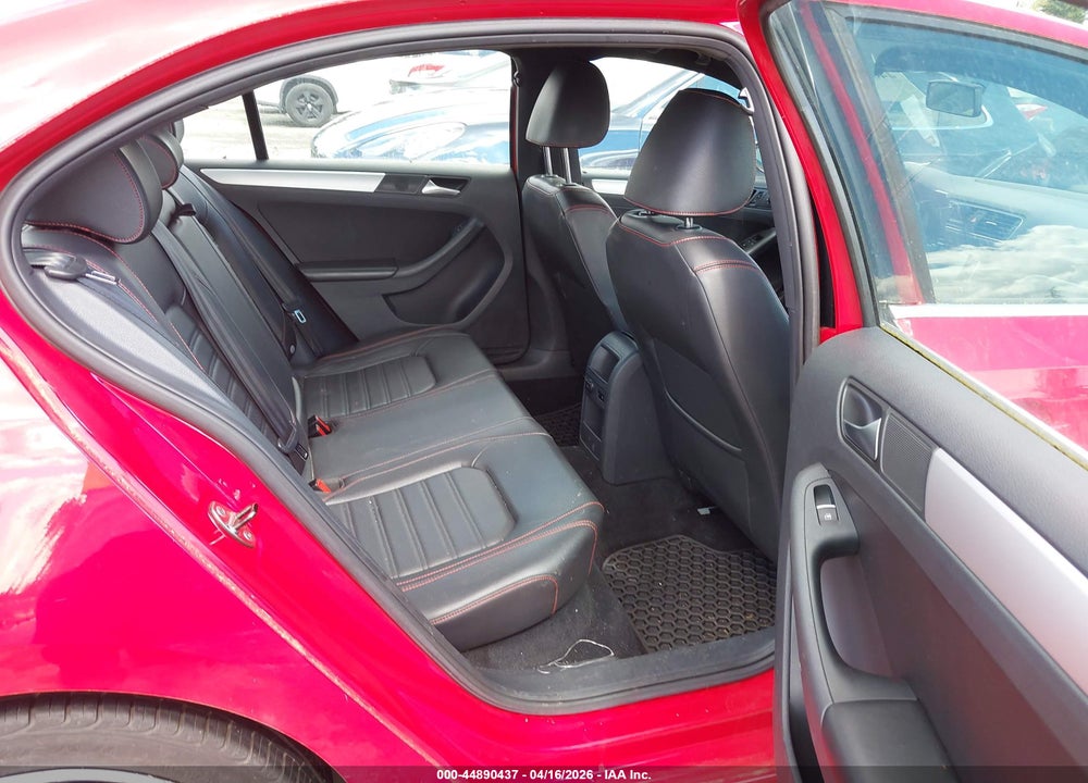 2014 VOLKSWAGEN JETTA GLI AUTOBAHN W/NAV VIN: 3VW5T7AJ0EM389494