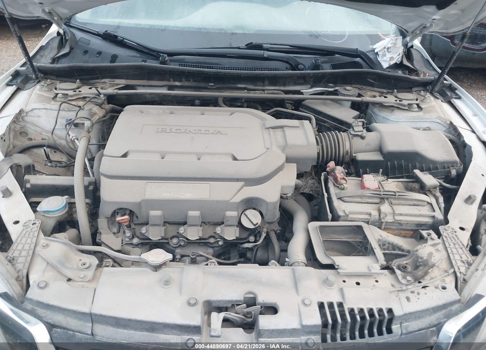 2015 HONDA ACCORD VIN: 1HGCR3F94FA004082