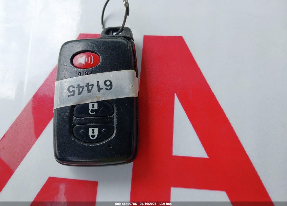 2011 TOYOTA PRIUS TWO VIN: JTDKN3DU9B0323118