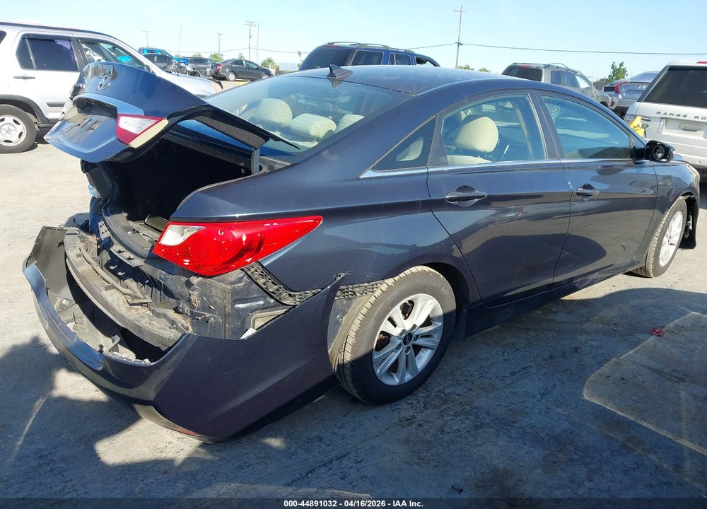 2014 HYUNDAI SONATA GLS VIN: 5NPEB4AC1EH867787