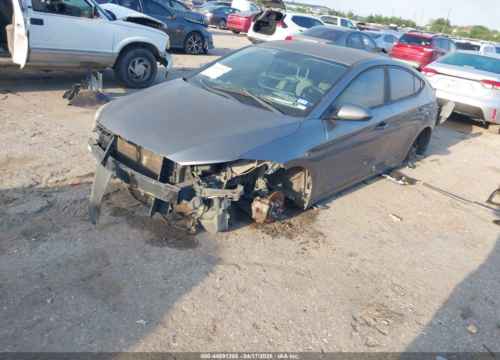 2018 HYUNDAI ELANTRA SEL VIN: 5NPD84LF1JH293817