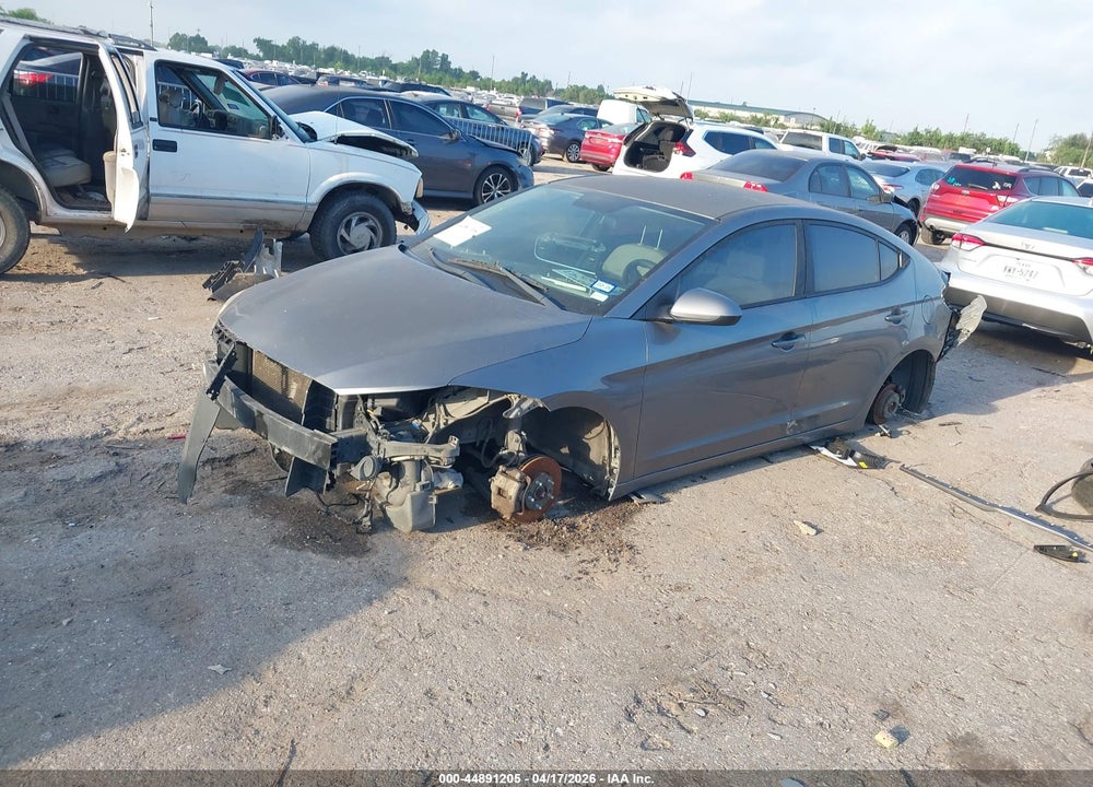 2018 HYUNDAI ELANTRA SEL VIN: 5NPD84LF1JH293817