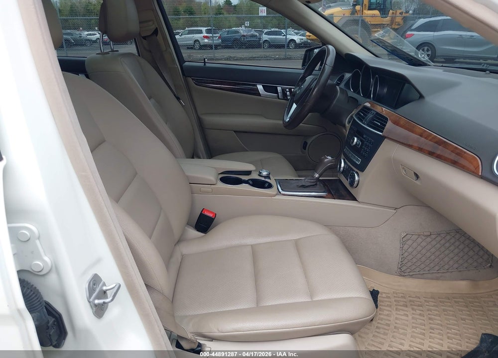 2012 MERCEDES-BENZ C 300 4MAT VIN: WDDGF8BB0CR194772