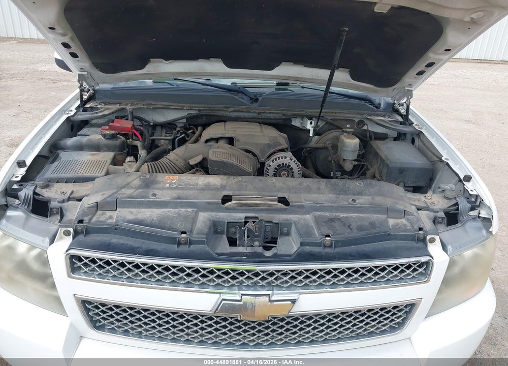 2011 CHEVROLET TAHOE LT VIN: 1GNSCBE05BR379247