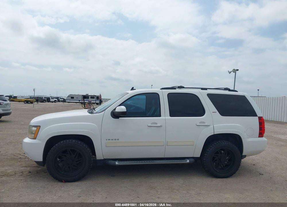 2011 CHEVROLET TAHOE LT VIN: 1GNSCBE05BR379247