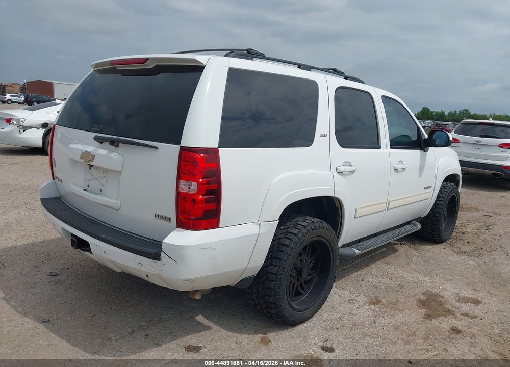 2011 CHEVROLET TAHOE LT VIN: 1GNSCBE05BR379247