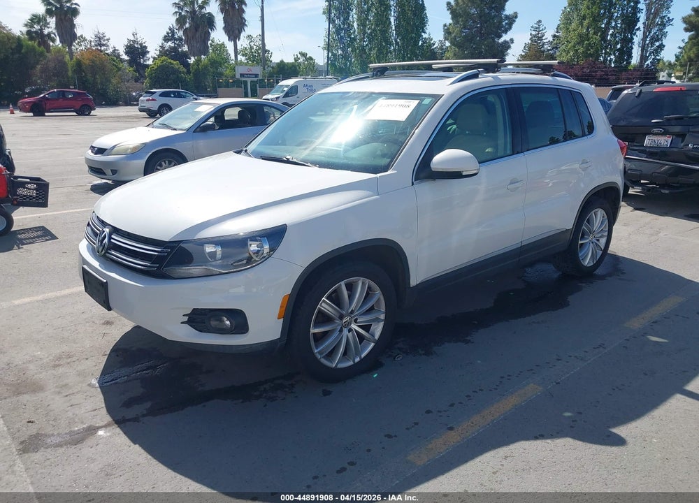 2013 VOLKSWAGEN TIGUAN SE VIN: WVGAV3AX8DW559801