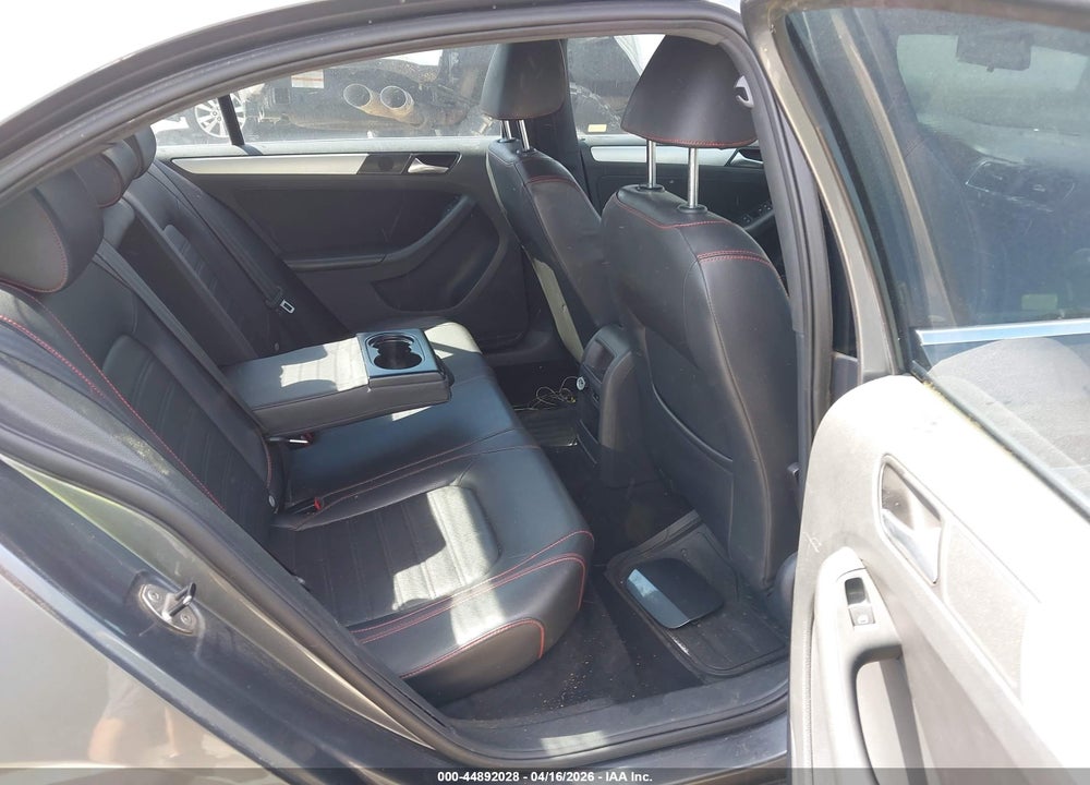 2013 VOLKSWAGEN JETTA GLI AUTOBAHN VIN: 3VW4A7AJ6DM241107