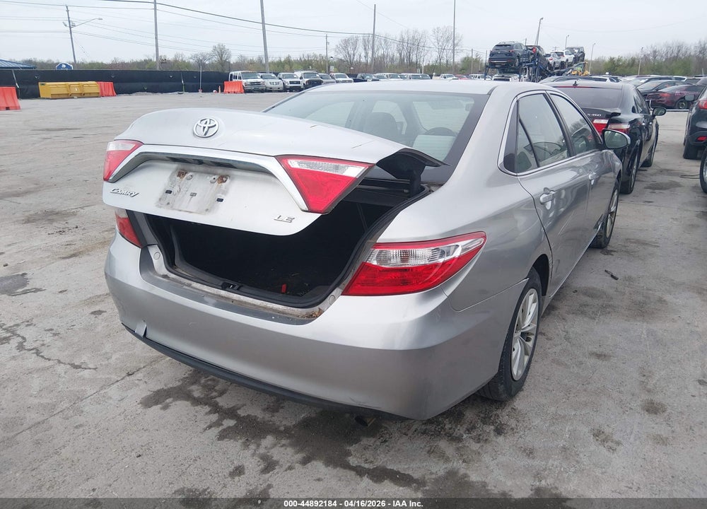 2015 TOYOTA CAMRY LE VIN: 4T1BF1FK7FU073109