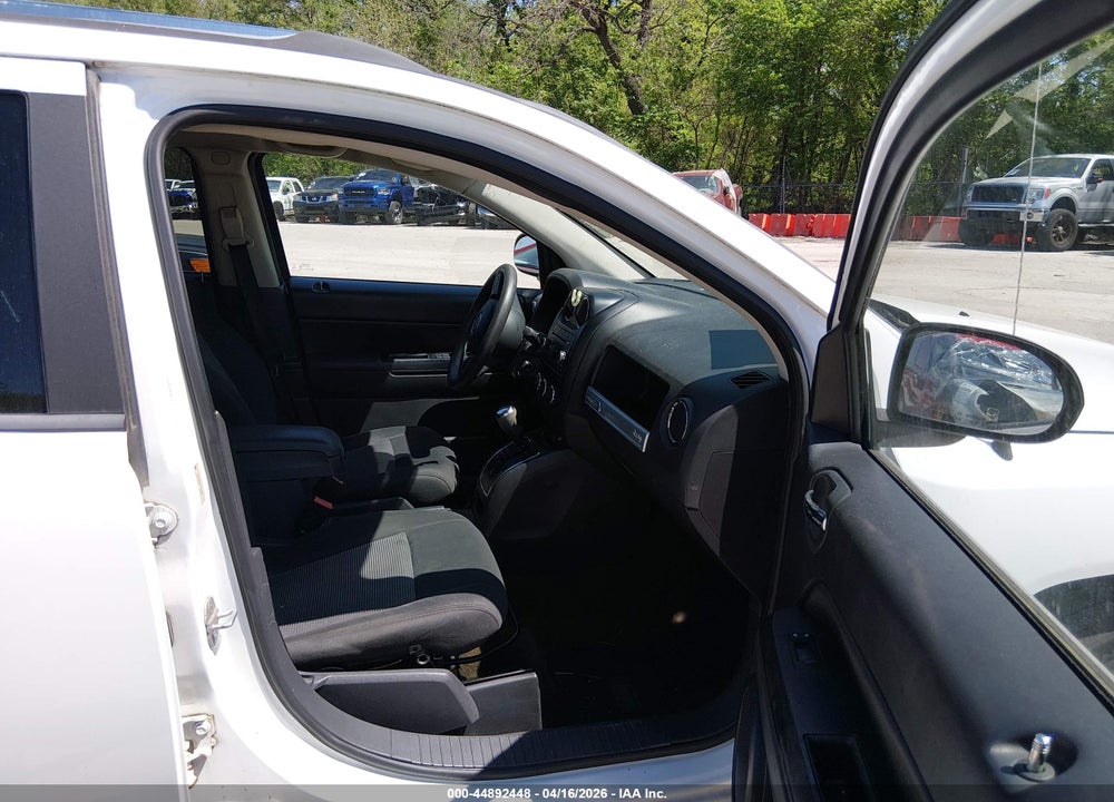 2014 JEEP COMPASS SPORT VIN: 1C4NJCBA6ED524151