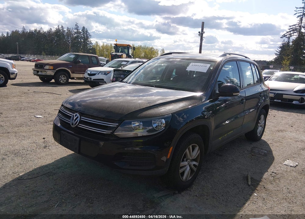 2016 VOLKSWAGEN TIGUAN S VIN: WVGBV7AX9GW031782