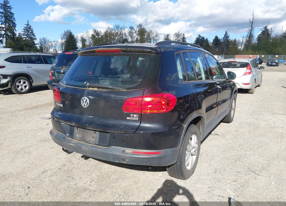 2016 VOLKSWAGEN TIGUAN S VIN: WVGBV7AX9GW031782