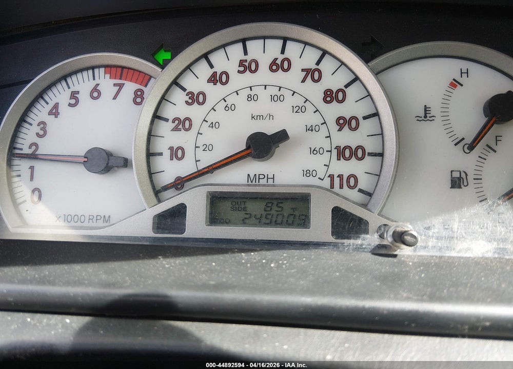 2005 TOYOTA COROLLA S VIN: 1NXBR32E25Z417463
