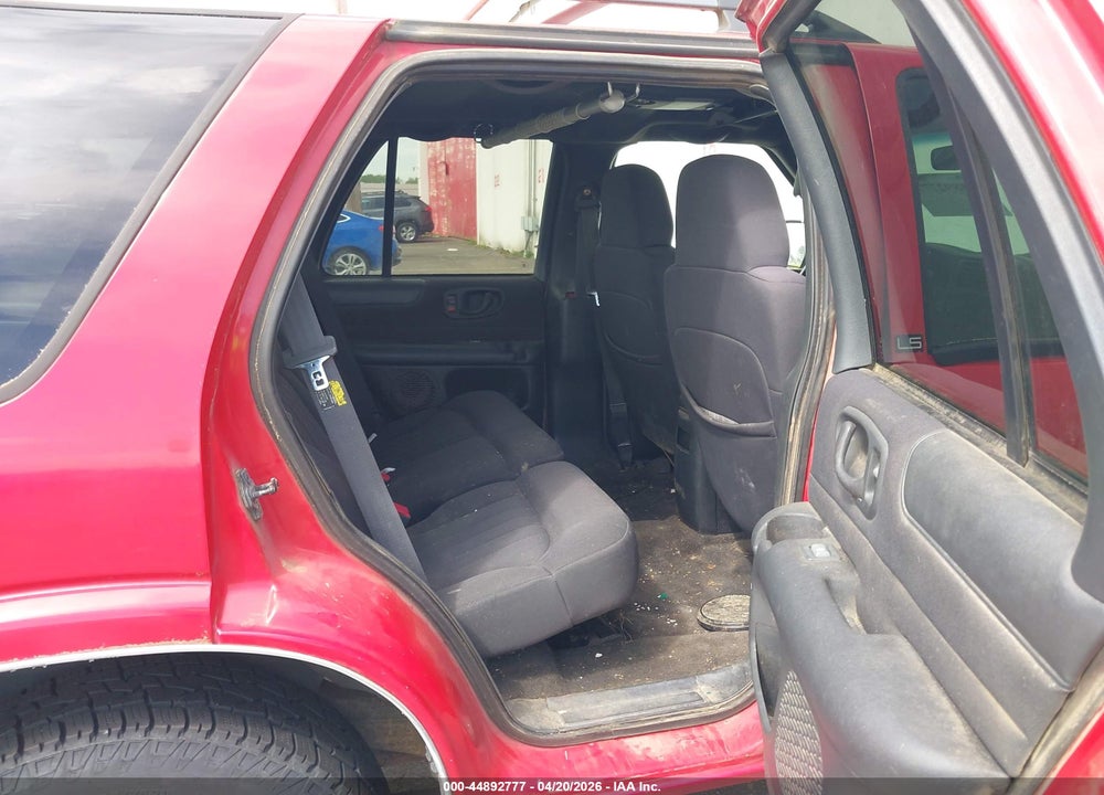 2003 CHEVROLET BLAZER LS VIN: 1GNDT13X23K115643