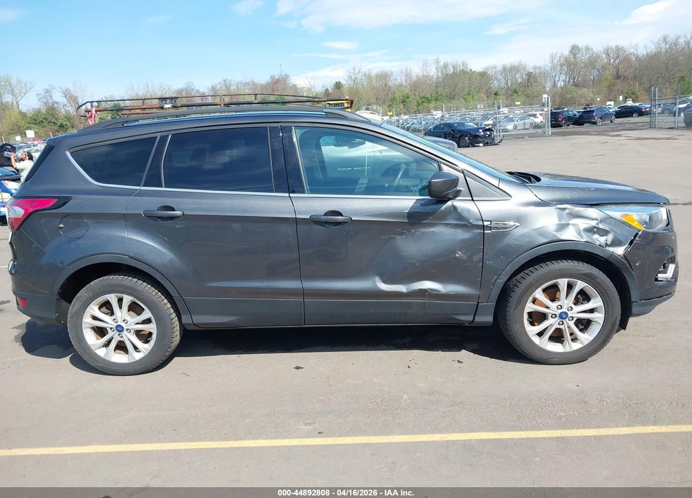 2018 FORD ESCAPE SE VIN: 1FMCU9GDXJUA59884