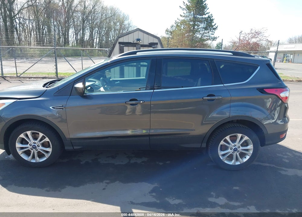2018 FORD ESCAPE SE VIN: 1FMCU9GDXJUA59884