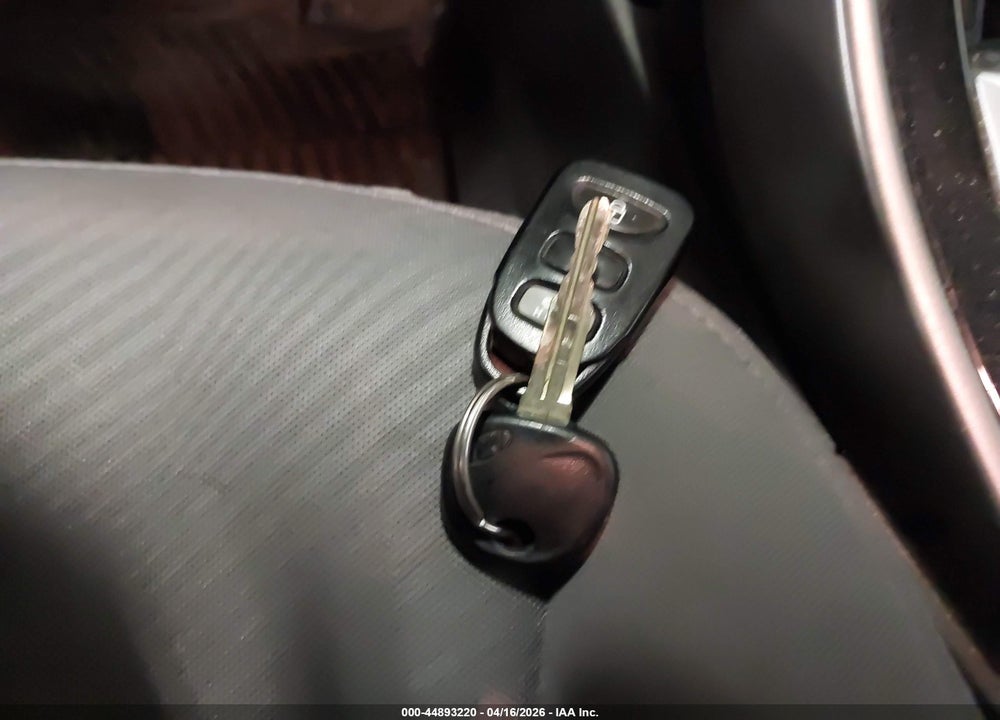 2011 HYUNDAI ELANTRA GLS VIN: 5NPDH4AE8BH035435