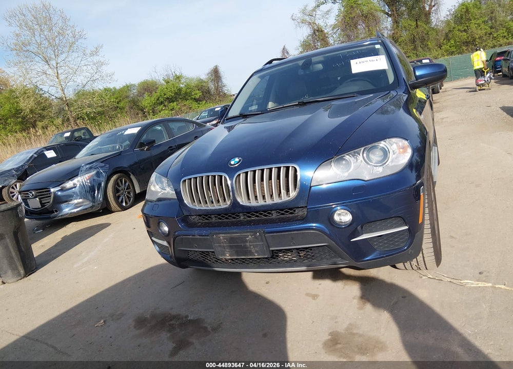 2013 BMW X5 XDRIVE35I/XDRIVE35I PREMIUM/XDRIVE35I SPORT ACTIVITY VIN: 5UXZV4C50D0B12201